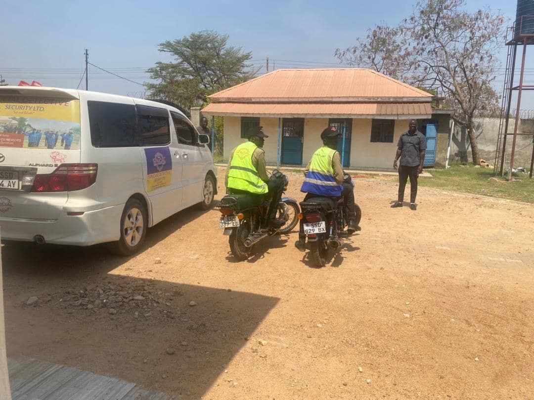 SDSL Mobile Response Team on motorbikes beside a patrol van