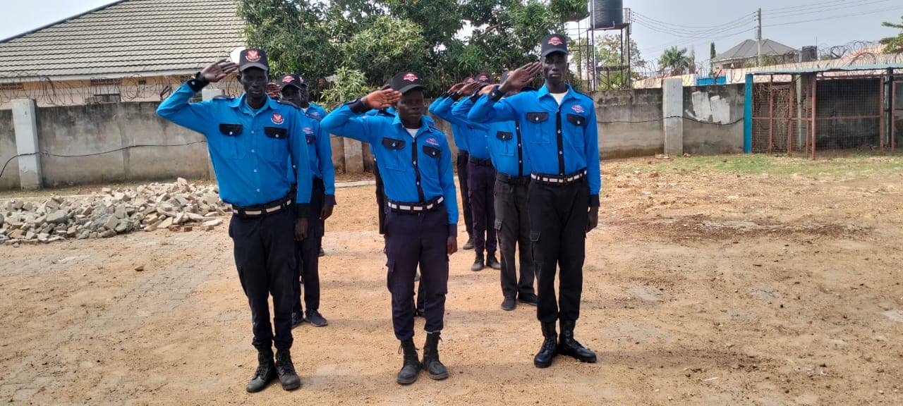 SDSL recruits in baton defense training